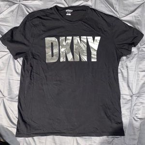 Pre worn DKNY Donna Karan T Shirt size XL NYC NY